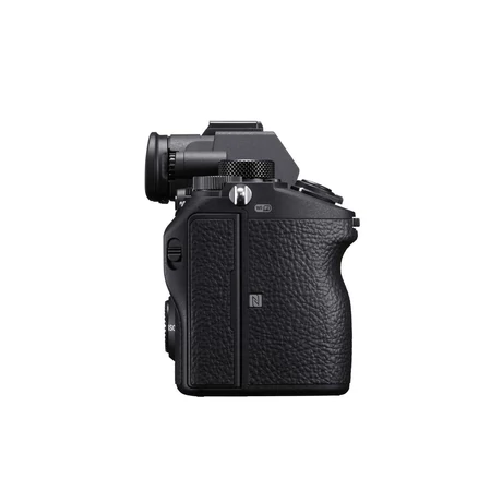 Sony Alpha 7 III body + SEL-2870 Lens kit