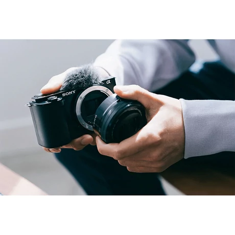 Sony ZV-E10 Body + 16-50mm